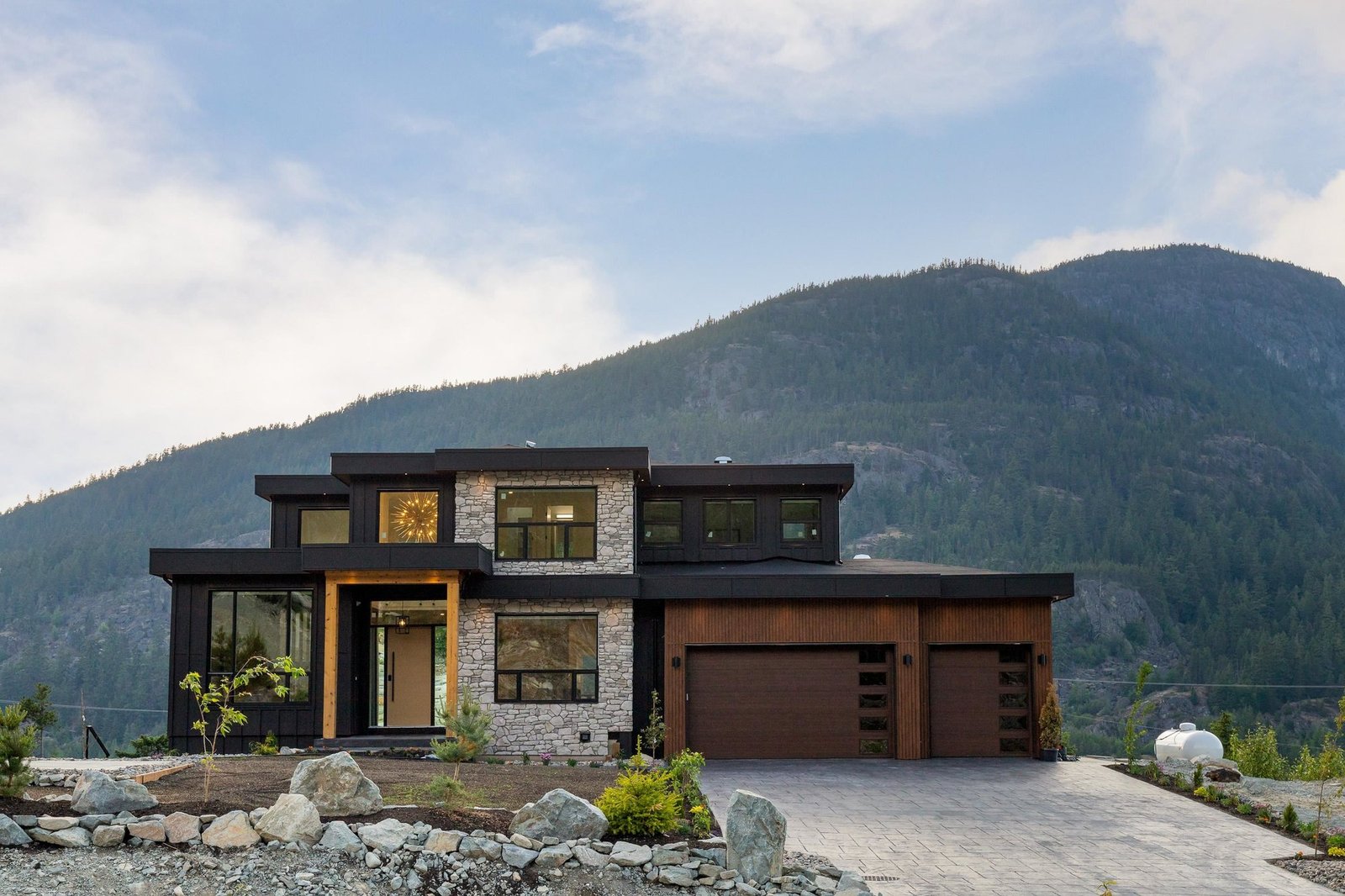 Vesper Ridge